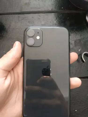 iPhone 11 novo ( Apple)