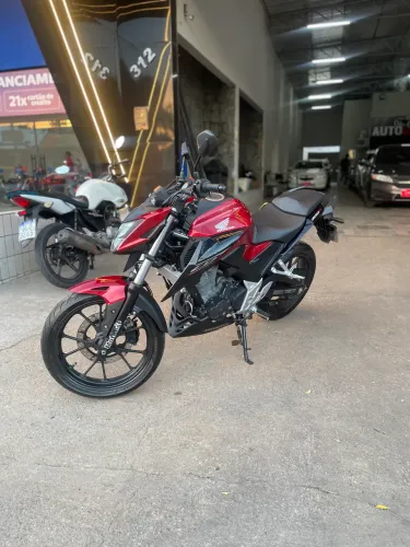HONDA CB 300F TWISTER 2025 COM APENAS 2 MIL KM!!!