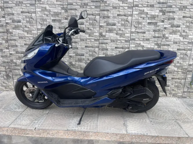 PCX 150 DLX