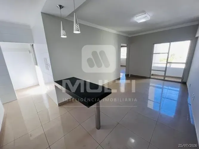 Apartamento - CENTRO