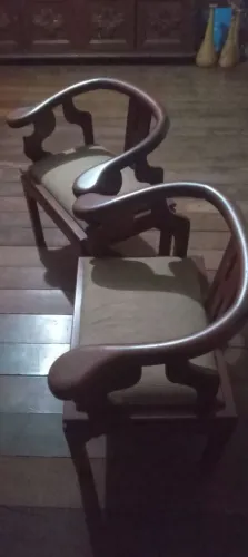 Cadeiras estilo romana