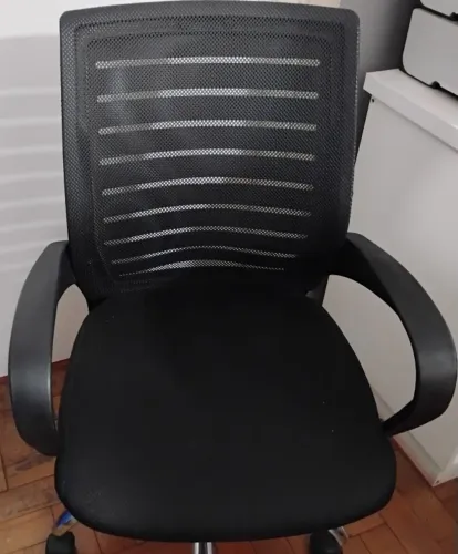 Cadeira escritório preta