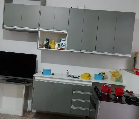 Armário de cozinha completo