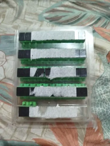 Caixa com 42 acoplador verde!