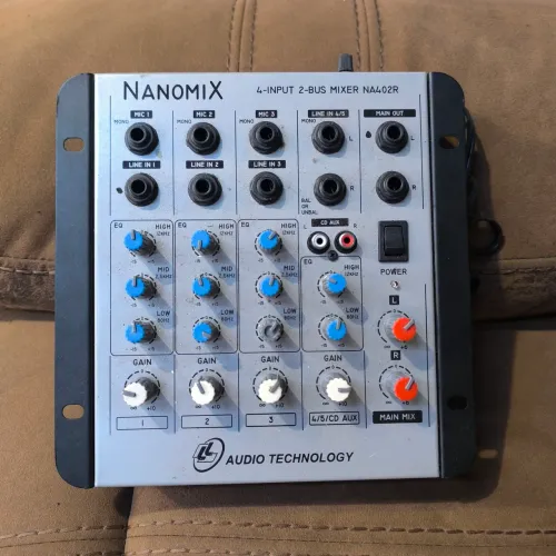 Mesa de Som Nanomix 4 Canais