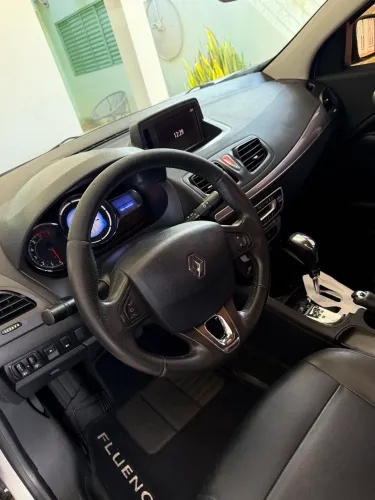 Renault Fluence Sed. Dyn. Plus 2.0 16V Flex Aut. 2016