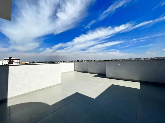 COBERTURA DUPLEX Á VENDA NO SANTA BRANCA
