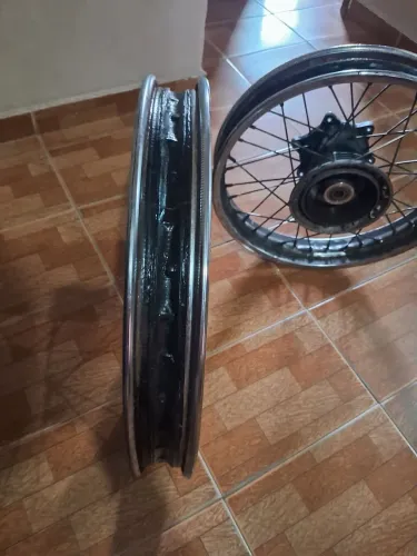 Rodas de bros, dianteira e traseira