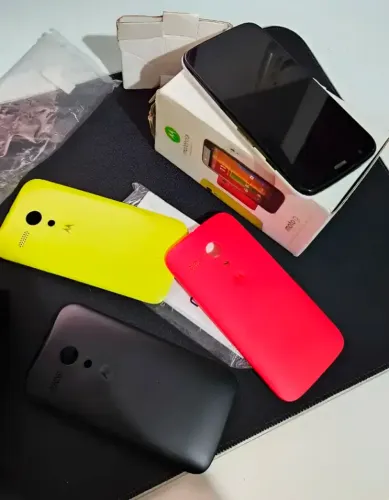 Celular Motorola Moto G1 - Colors Edition 16 GB (C/ DEFEITO)