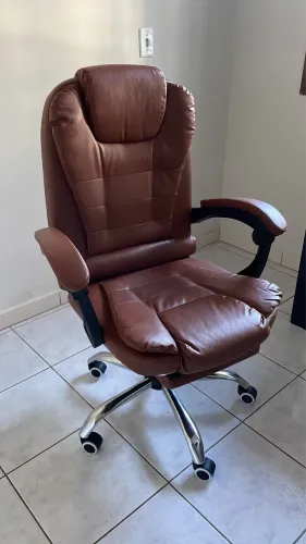Cadeira de escritório presidente - 1 mês de uso