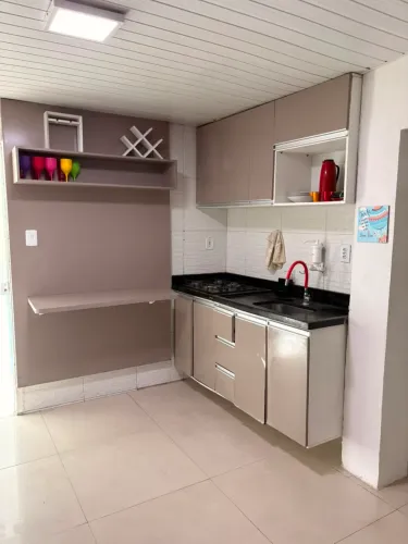 Alugo ap quarto e sala
