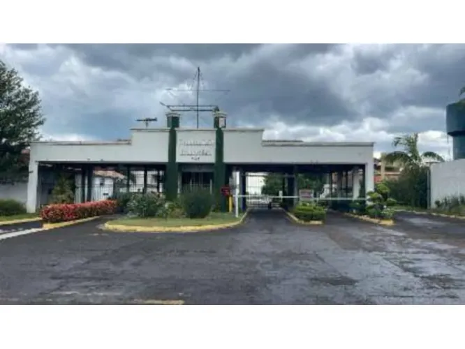Casa em Leilão - Parque das Esmeraldas - Marília - SP