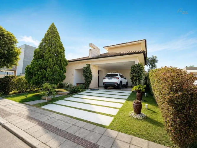 Casa com 5 quartos à venda, 268 m² por R$ 2.200.000 - Boulevard Lagoa - Serra/ES