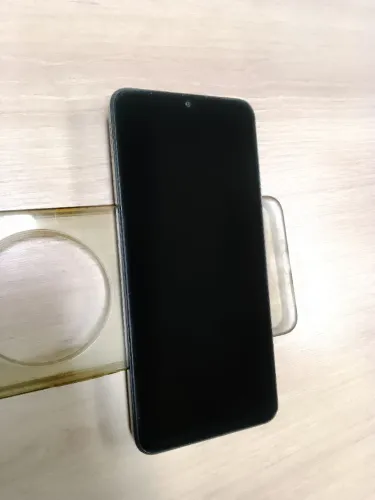 Vende-se Celular Xiaomi Redmi 14C 256GB semi novo