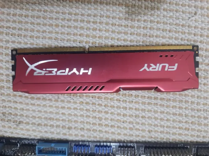 Memória RAM HyperX Fury 8GB DDR3 1600MHz