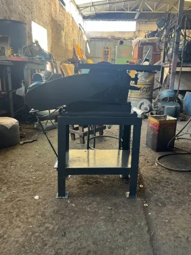 Serra Circular para madeira com motor monofasico 1 cv 110/220 volts