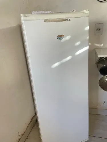 Freezer 1 Porta Vertical 121 Litros Branco Consul 220v