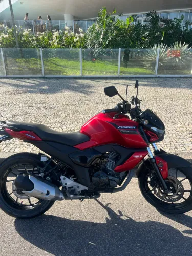 ? FZ15 2023 IMPECÁVEL ? É PEGAR E ANDAR!