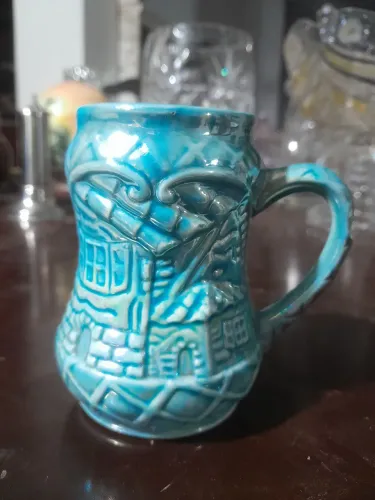 Pequena caneca de Chopp azul furta cor