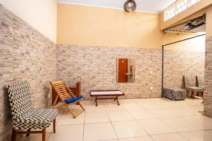 Casa para Venda em Brasília, Guará I, 4 dormitórios, 1 suíte, 3 banheiros, 2 vagas