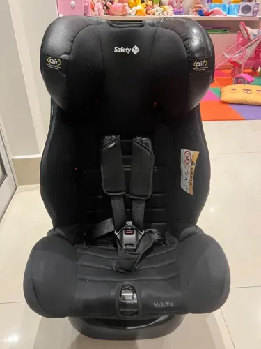 Vendo cadeirinha de bebê para veículos 