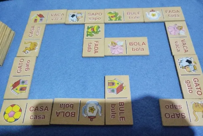 Jogo de Dominó educativo