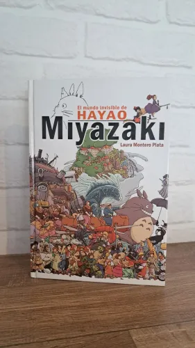 Livro El Mundo Invisible De Hayao Miyazaki (importado)