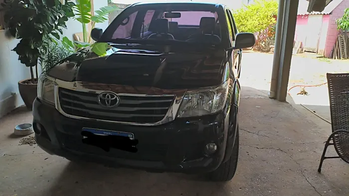 Toyota Hilux CD SR D4-d 4X4 3.0 TDI Dies Aut. 2015