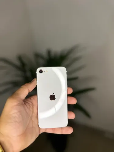 iPhone SE 128 GB