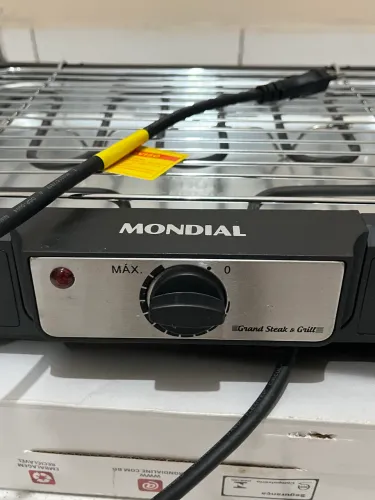 Churrasqueira Elétrica Mondial Grand Steak & Grill CH-05 - NUNCA USADA