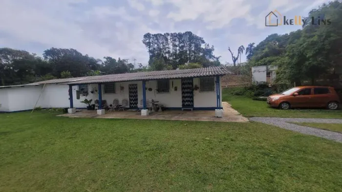 Oportunidade chácara com 13.550 m² rica em água em Pinhalzinho SP, com 02 casas, lago, age