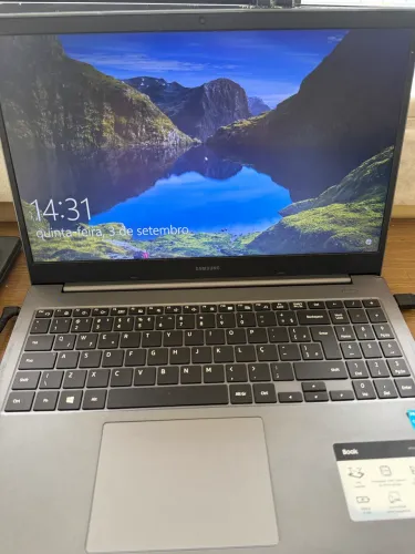 Notebook Samsung Book 15,6? Intel Celeron - Windows 11