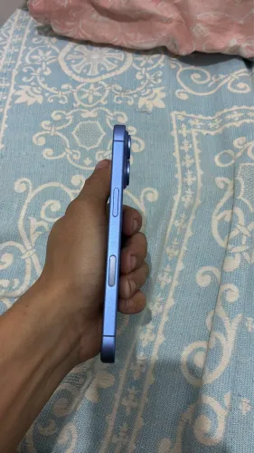 Iphone 16 azul