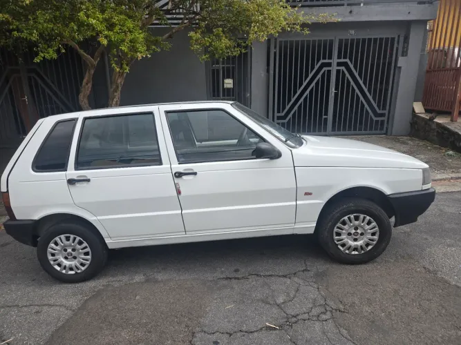 Fiat Uno Mille 1.0 Fire/ F.flex/ Economy 4P 2002