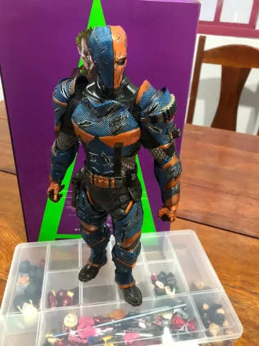 Deathstroke 1/6 Crazy toys - N é hot toys