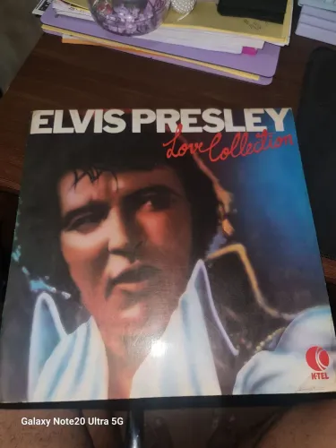 LP Elvis Presley - Love Collection