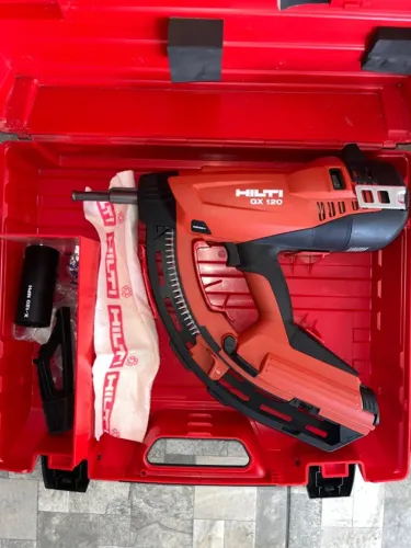 Fincapino a Gás Hilti GX 120 Completa c/ Maleta e Manual - Estado de Nova