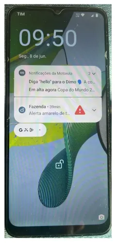 VENDE SE CELULAR MOTO E 13 4,0 RAM