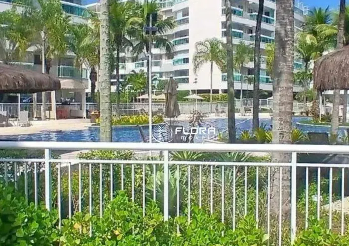 Apartamento com 3 dormitórios à venda, 140 m² por R$ 1.250.000 - Camboinhas - Niterói/RJ