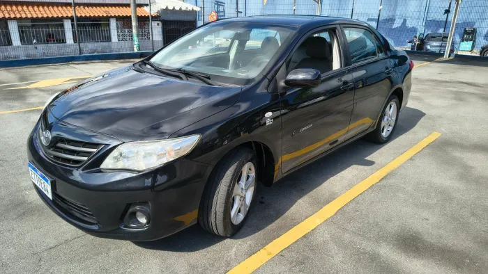 Toyota Corolla GLI 1.8 Flex 16V Aut. 2012