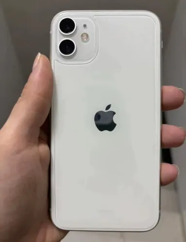 iPhone 11