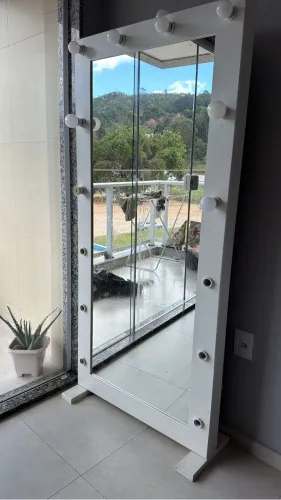 Vendo espelho camarim