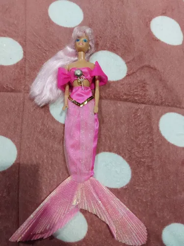 Boneca Barbie estrela sereia