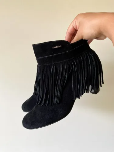 Bota preta de franjas - Colcci