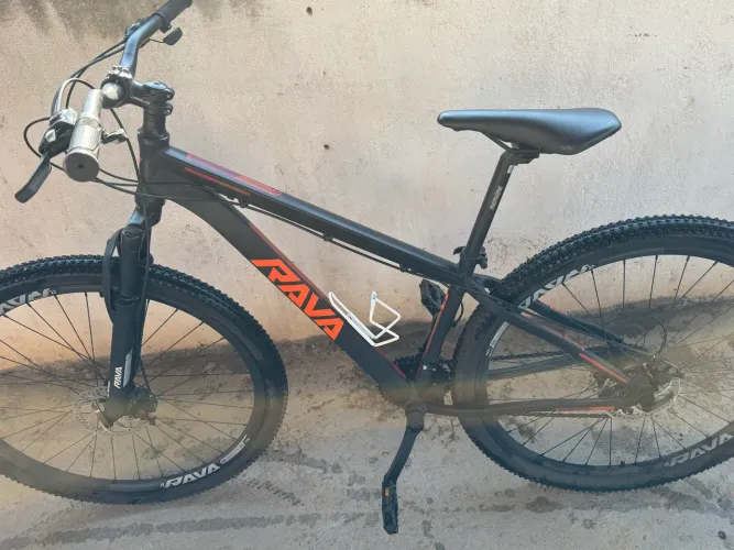 Bicicleta Rava Pressure 21v aro 29