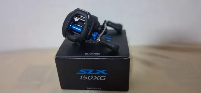 caretilha de pesca shimano SLX 150 XG que não da cabeleira, está novinha