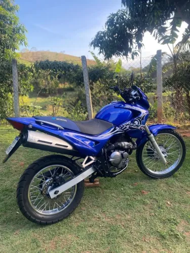 Honda Falcon 400cc Diferenciada