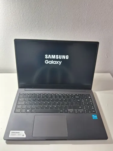 Notebook Samsung Galaxy book2