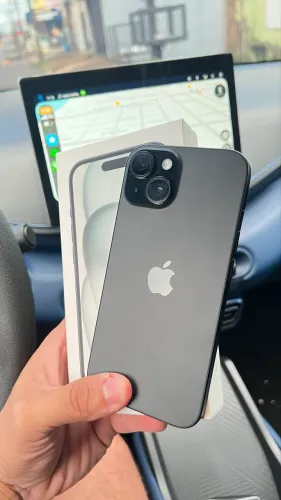 iPhone 15 256GB
