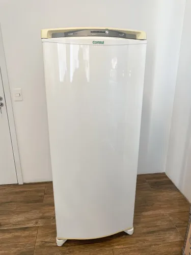 Geladeira Consul Frost Free 300L Branca 110V - Impecável